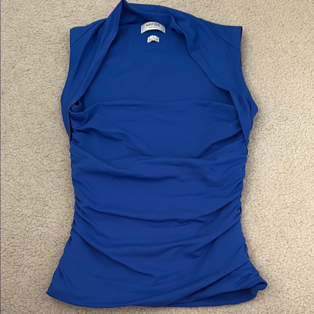 Aritzia Contour Flourish Top